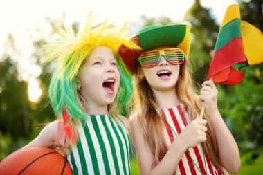 kız kardeş tezahürat Millî Basketbol Takımı