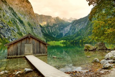 Obersee çarpıcı yeşil suları