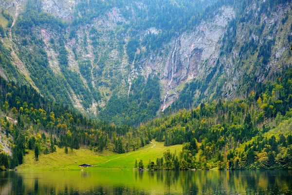 德国 Konigssee 的绿色水 — 图库照片