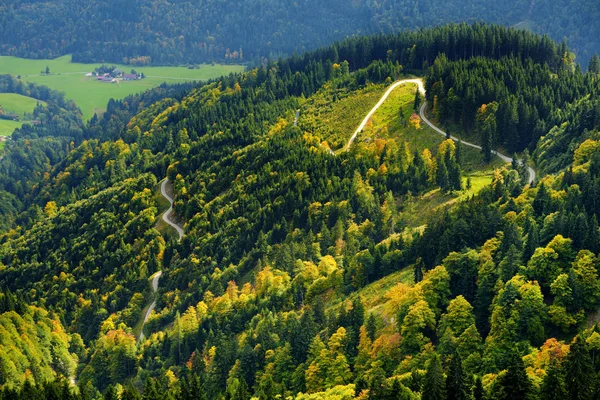 Баварские Альпы с величественными горами — стоковое фото