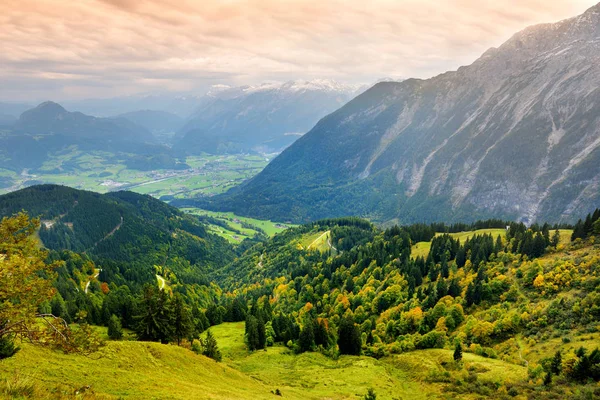 Bavarian Alps with majestic mountains — Stock Photo, Image