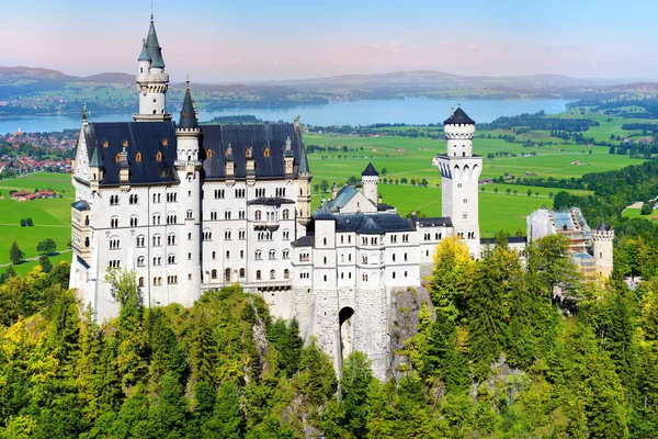 Castelo de Neuschwanstein famoso — Fotografia de Stock