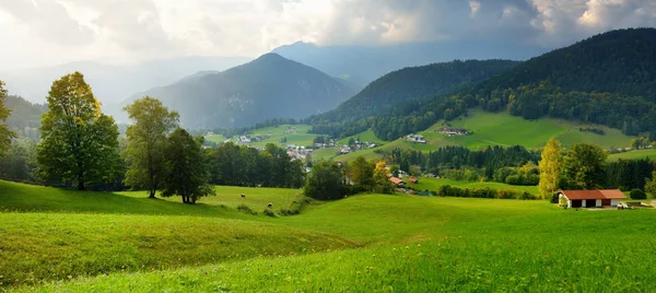 Impresionante paisaje de montañas — Foto de Stock