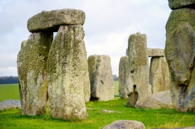 Wiltshire, İngiltere'de bulunan Stonehenge