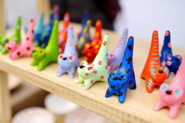 renkli seramik dekorasyon 