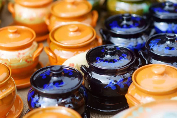 Louça, louça e jarro, de cerâmica — Fotografia de Stock