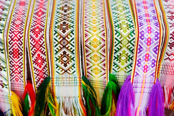 Traditionele kleurrijke Litouwse geweven — Stockfoto