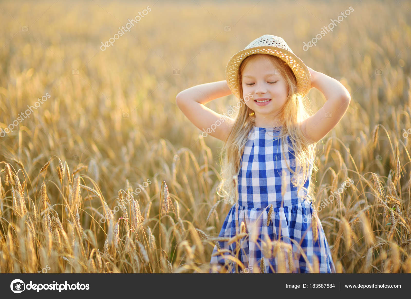Adorable Girl Wearing Straw Hat Walking Happily Wheat Field Warm