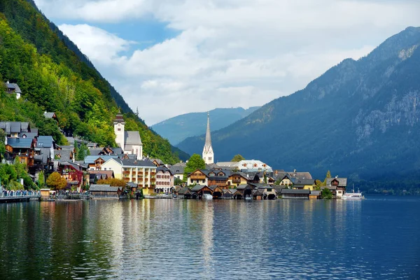 Vista Panorámica Hallstatt Ciudad Junto Lago Los Alpes Austríacos Hermosa — Foto de Stock