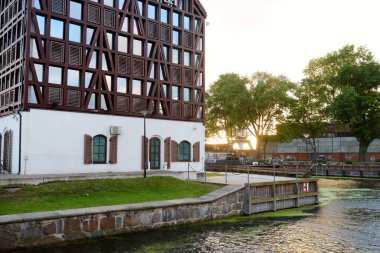 Litvanya 'nın Klaipeda limanındaki güzel binalar.