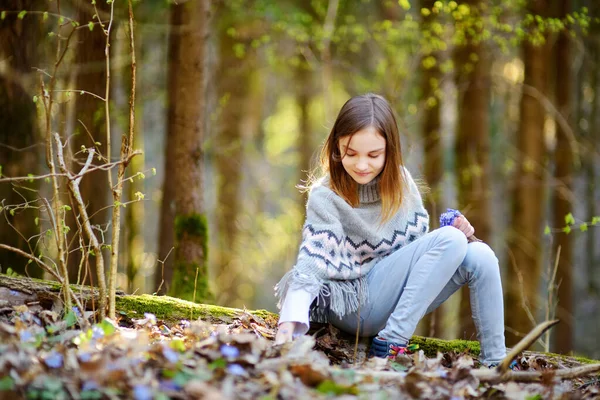 Adorable Young Girl Picking First Flowers Spring Woods Beautiful Sunny — Stock Photo, Image