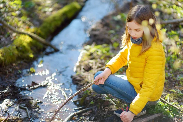 Cute Young Girl Having Fun River Warm Spring Day Child — Stock Photo, Image