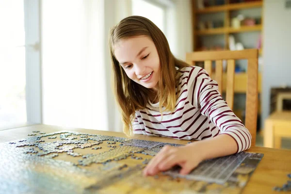 Cute Young Girl Playing Puzzles Home Child Connecting Jigsaw Puzzle — Stock Photo, Image