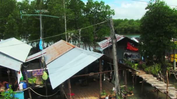 A folyó Thaiföld falu — Stock videók