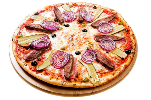 Deliziosa pizza italiana con carne — Foto Stock