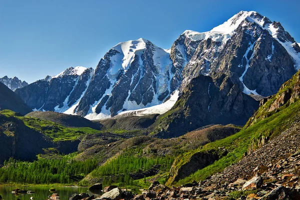 Malerische alpine Landschaft — Stockfoto