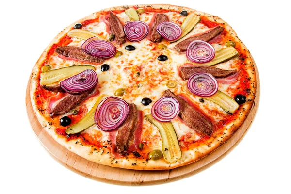 Leckere italienische Pizza mit Fleisch und Zwiebeln — Stockfoto