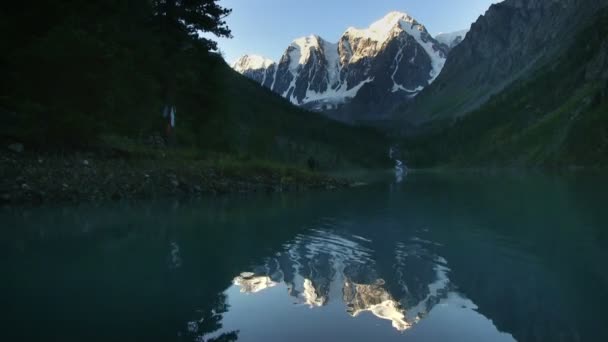 Schilderachtige alpine landschap van Altai bergen — Stockvideo