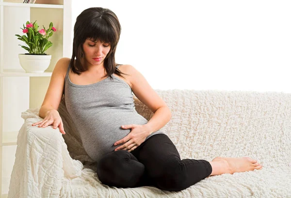 Mujer embarazada feliz — Foto de Stock