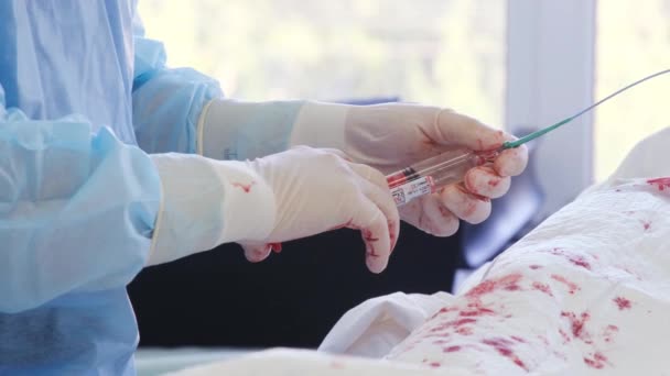 Tiro Mãos Cortado Cirurgião Cirurgia Endoscopia Médica — Vídeo de Stock