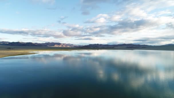 Soluppgång Vid Sjön Tolbo Nuur Mongoliet — Stockvideo