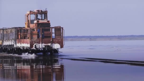 Pociąg Podróżuje Wody — Wideo stockowe
