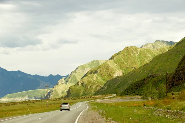 Trato Chuiskiy Estrada Montanha Altai Rússia — Fotografia de Stock