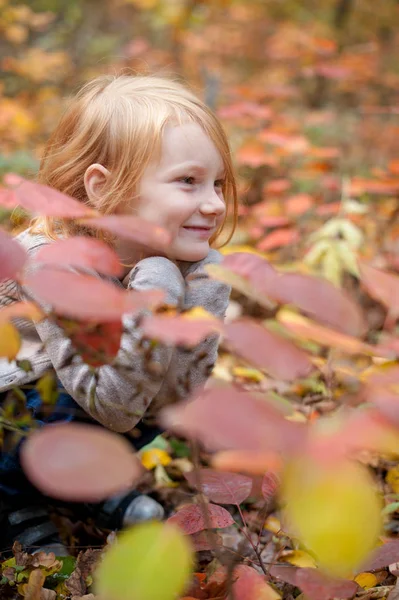 Happiness Girl Autumn Foliage — Stock Photo, Image