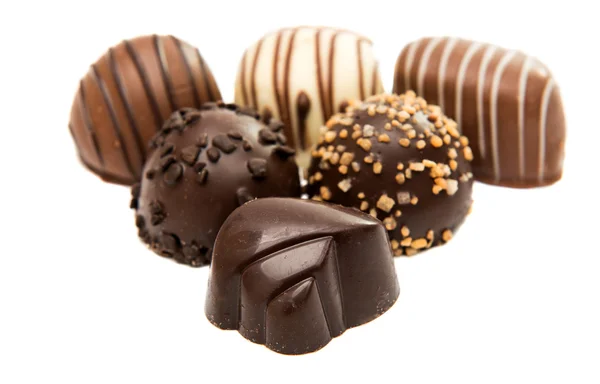 Belgische Schokoladenbonbons isoliert — Stockfoto