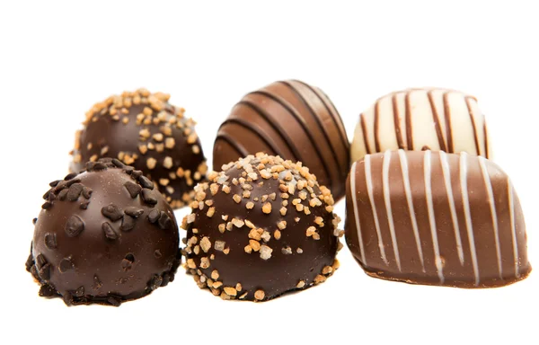 Belgische Schokoladenbonbons isoliert — Stockfoto