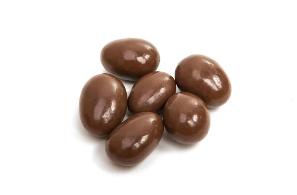 Amêndoas em esmalte de chocolate — Fotografia de Stock
