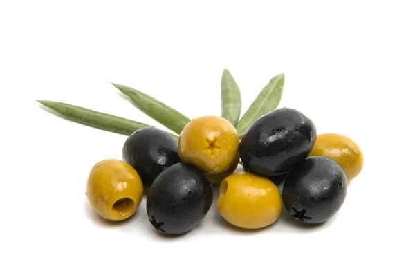 Olives espagnoles isolées — Photo