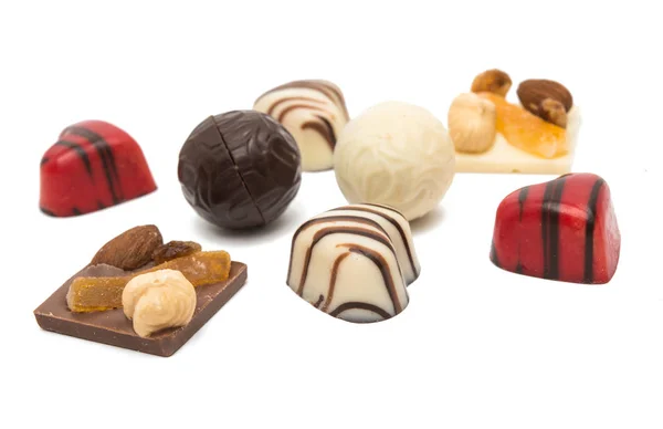 Srdce čokoládové bonbóny, samostatný — Stock fotografie