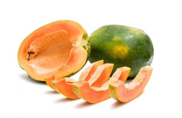 Papaya vruchten geïsoleerd — Stockfoto