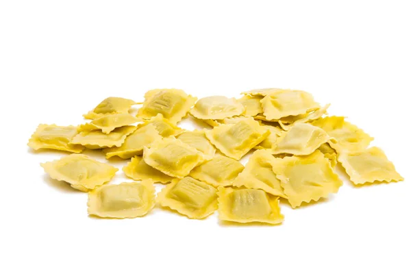 Tradizionali Ravioli isolati — Foto Stock