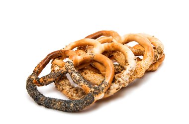 Tuzlu kraker izole pişmiş