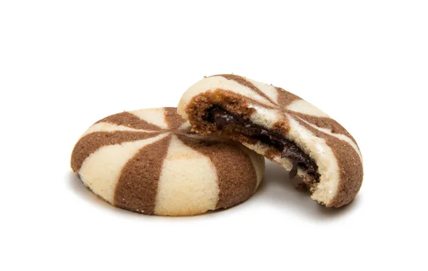 Koekjes met chocolade vulling geïsoleerd — Stockfoto