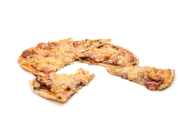 Pizza tomaat geïsoleerd — Stockfoto