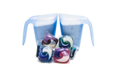 Ölçüm fincan izole deterjanlar ile