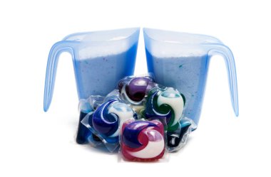 Ölçüm fincan izole deterjanlar ile