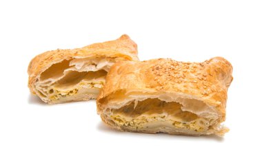 Puf böreği izole 