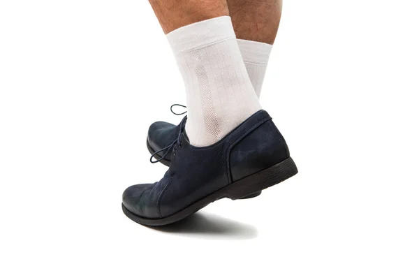 Mannelijke benen in schoenen — Stockfoto