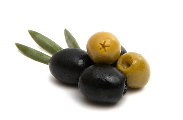 Olives grecques isolées — Photo