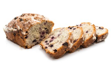 Yaban mersinli kek izole