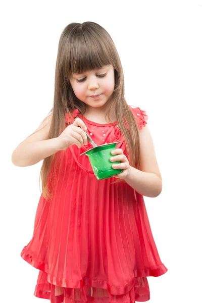 Meisje eten yoghurt — Stockfoto