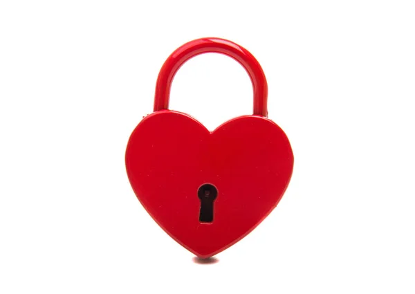 Rött hjärta lås isolerade — Stockfoto