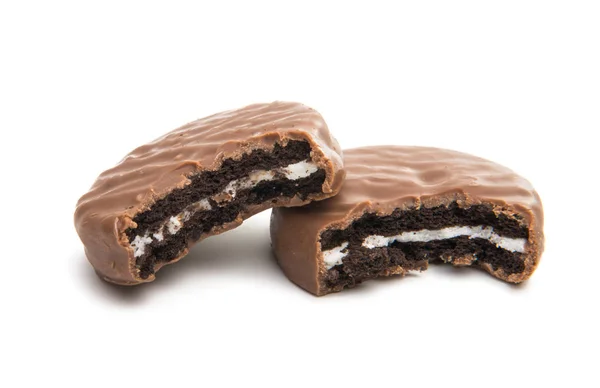 Doppelkekse in Schokolade isoliert — Stockfoto