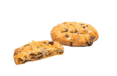 bisküvi ile fındık ve çikolata izole 