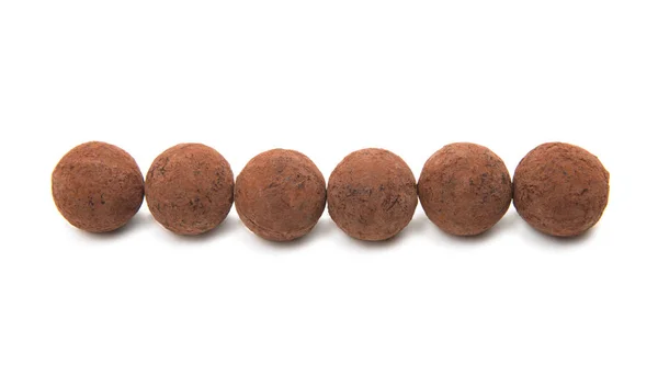 Izole çikolata truffles — Stok fotoğraf