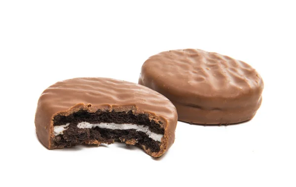 Doppelkekse in Schokolade isoliert — Stockfoto